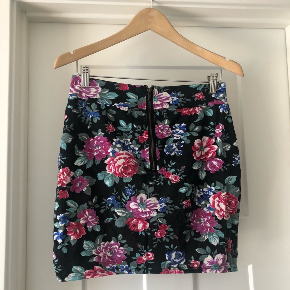 Urban Outfitters skirt